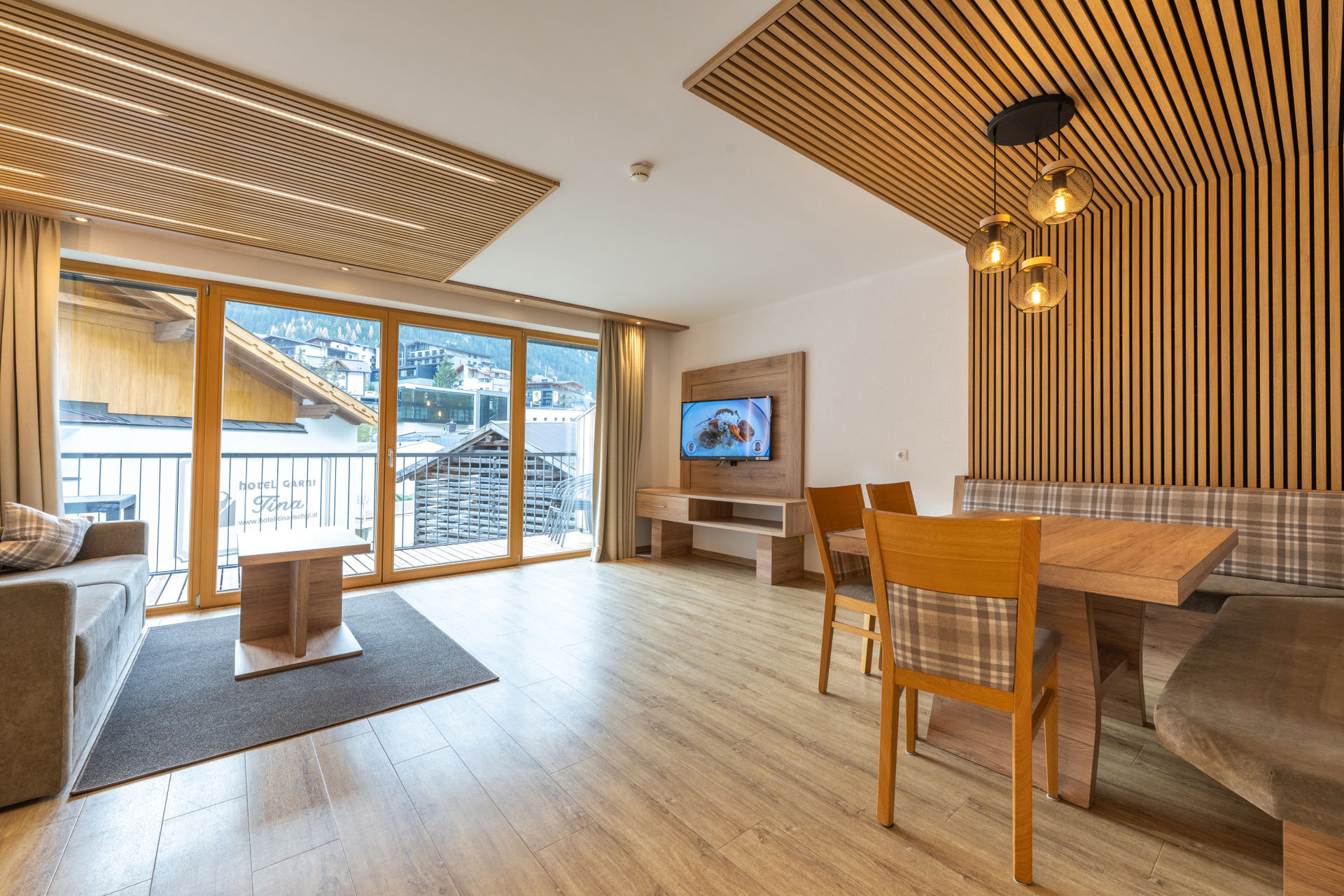 Apartement 1 Küche und Wohnbereich)